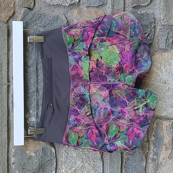 Lululemon  speed  up  shorts  vivid  floral  tone multi - Picture 5 of 16